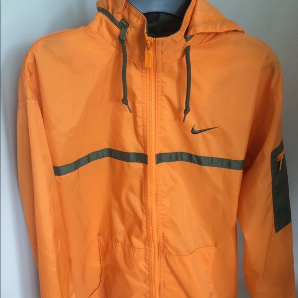 nike water resistant jacket